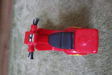 Skúter pre bábiku na batérie, 