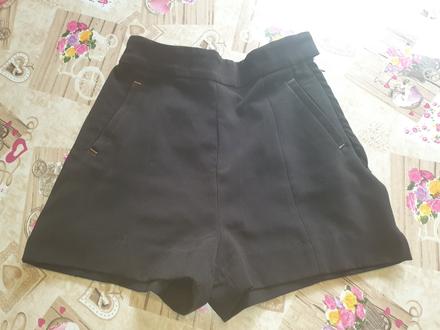 Nádherné elegantné kratasy ham, h&m,xs