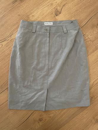 Sekretarska sukna, 38