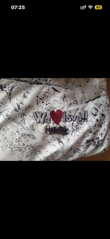 Desigual bunda, desigual,m