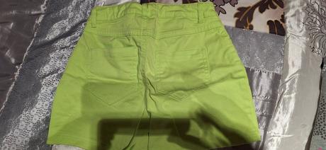 Šortky, nenosené., c&a,134