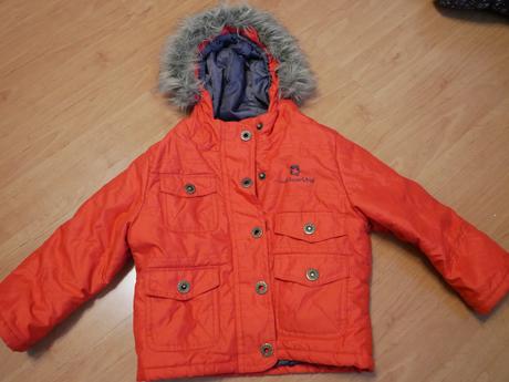 Červená vetrovka authority, authority,98