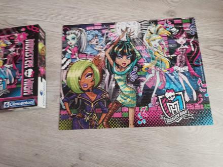 Monster high puzzle,