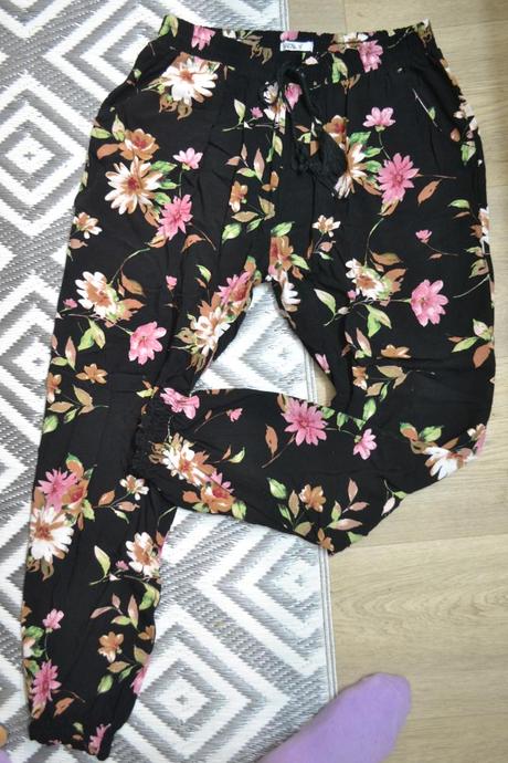 Letné vzdušné na gumu s vačkami xs/m, m