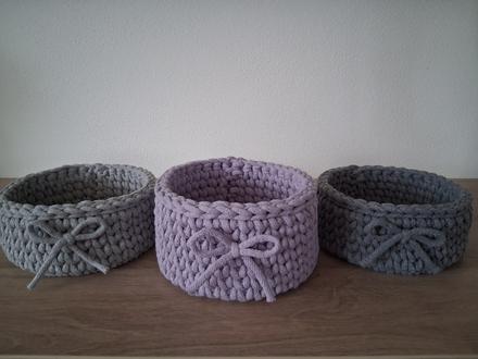 Háčkovaný košík, 