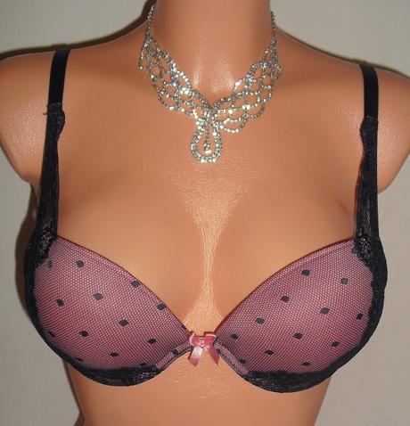 Romanticka podprsenka, 80a