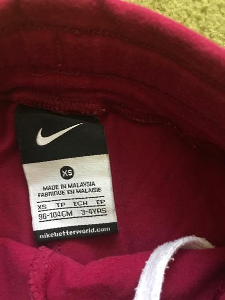 Tepláky, nike,98