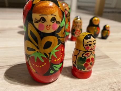 Sada krásne originál dovezené matriošky z ruska,