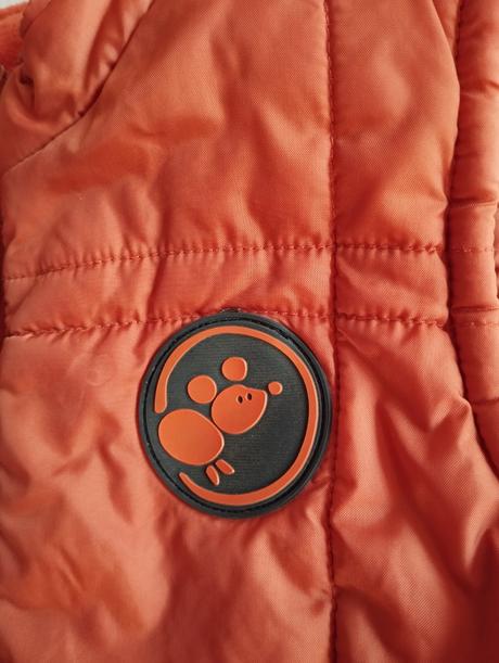 Teplá vesta, impidimpi,86