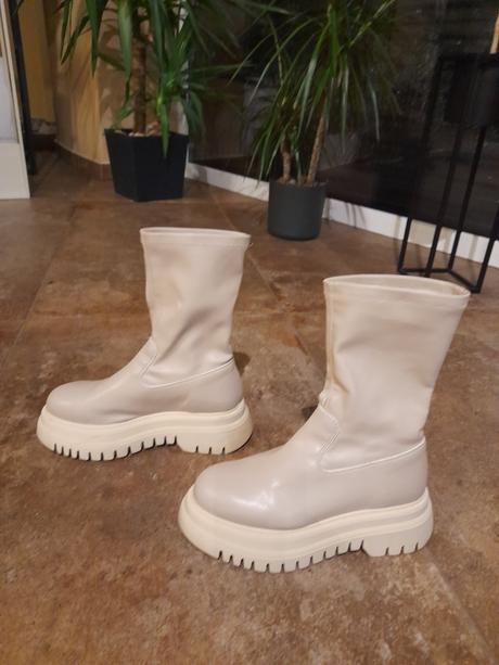 Kozene cizmy, baťa,35