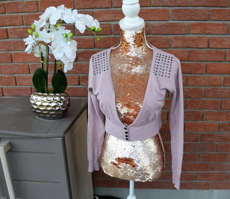 Fialový crop top s aplikáciou-s/m, s