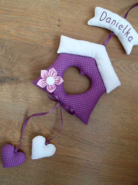 Domček na dvere -rôzne farby,