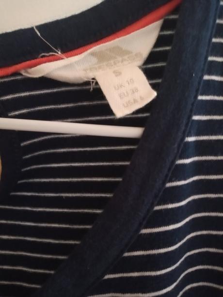 Športové šaty, 38