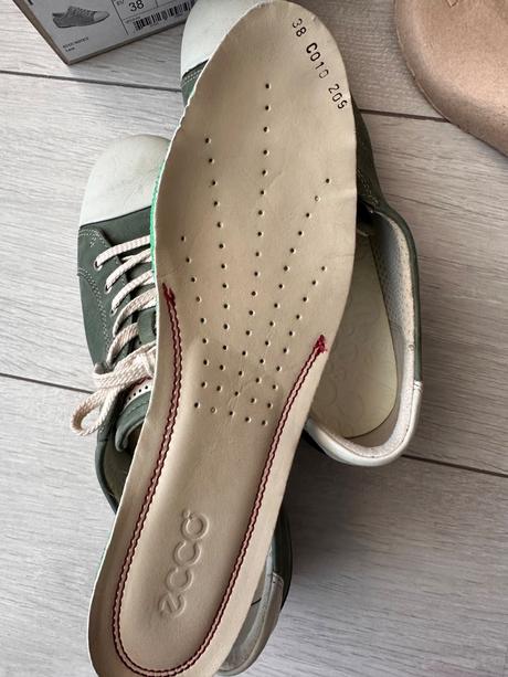 Krasne kozene poltopanky ecco, ecco,38