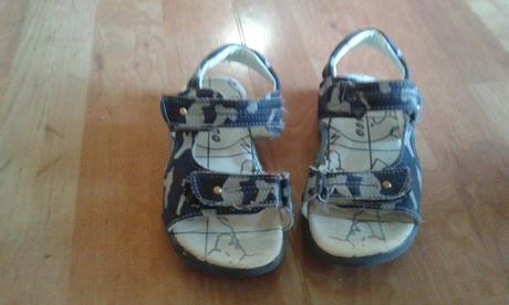 Sandálky, 26