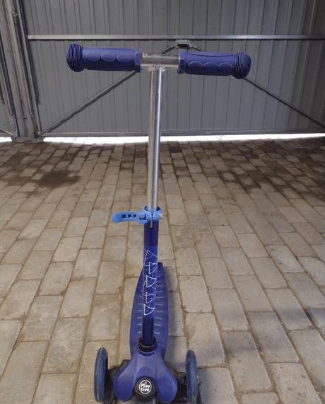 Playtive detská kolobežka s 3 led kolieskami., 