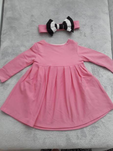 Šaty + čelenka, 86