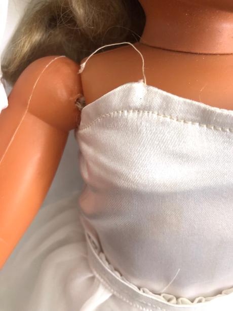 Stara babika nevesta retro vintage starozitne,