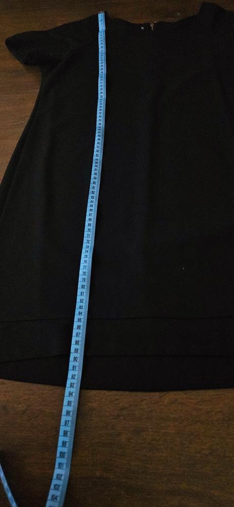 Kratke cierne saty v. 42, 42