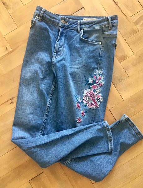 Vyšívané rifle, pimkie,36