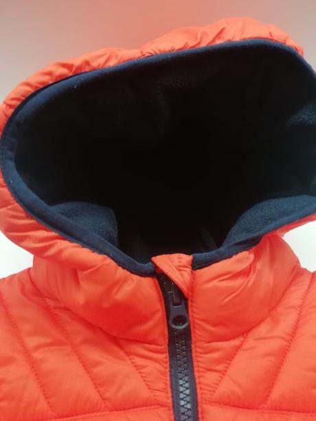 Oranžový kabát v top stave, f&f,98