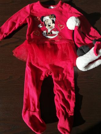 Vianočný overal, 68