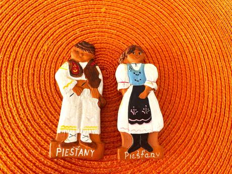 Veľké keramické magnetky - 2 ks, 