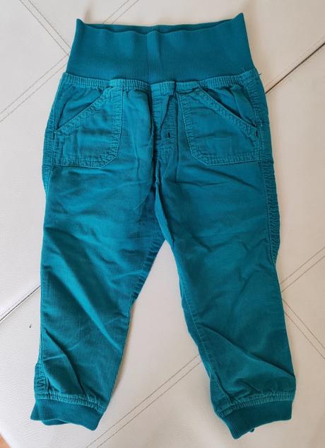 Menčestrové nohavice, lupilu,86