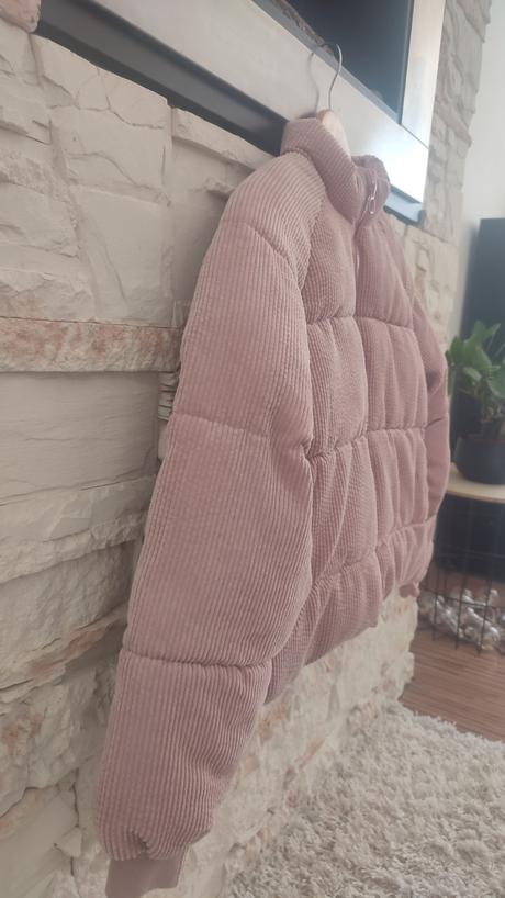 Menčestrová bunda, sinsay,152