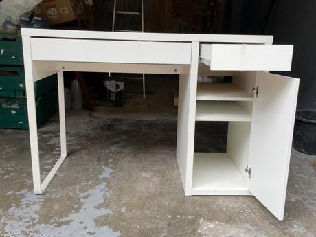 Písací/počítačový stôl ikea micke,biely (105x50cm),