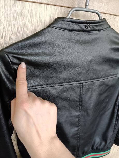 Koženková bunda podšitá látkou, 122