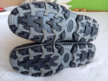 Snehule olang nové, olang,39