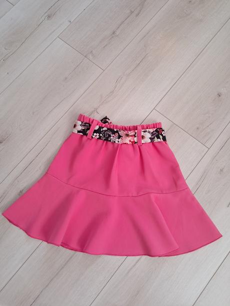 Ružová suknička, 122