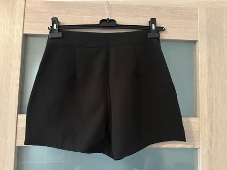 Čierne kraťasy, 38