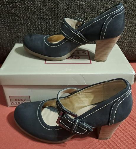 Damske lodicky čierne vel 38, 38