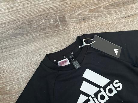 Adidad súprava, adidas,128