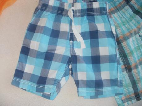 Kratasky a trojstvrtaky topolino a, h&m,86