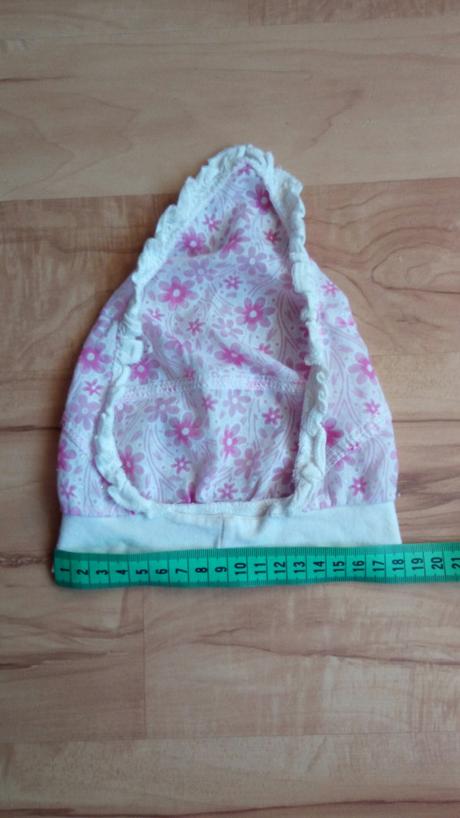 Letná čiapočka, 68