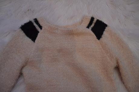 Béžový svetrík, xs