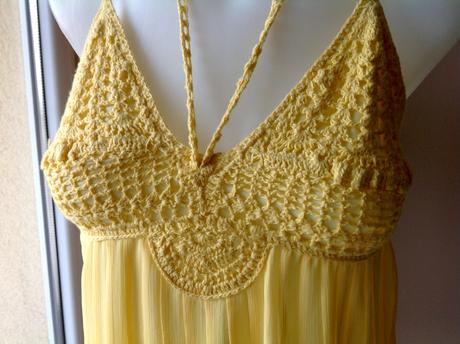 Plisovany top s hackovanym sedlom/53, 36