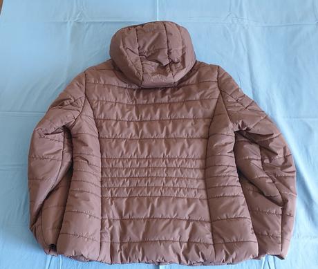 Bunda v.38/40, takko,38