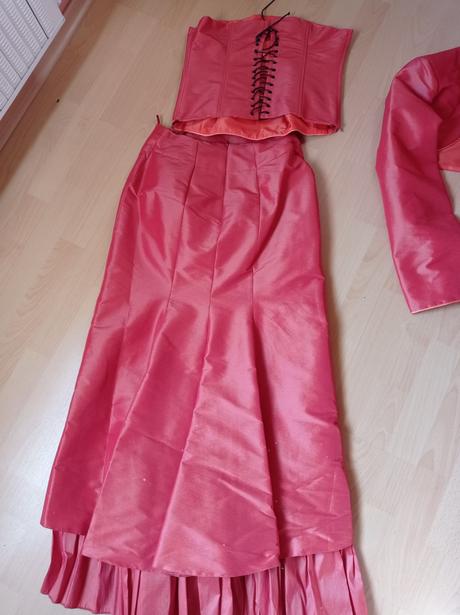 Spolocenske saty a bolerko, 40