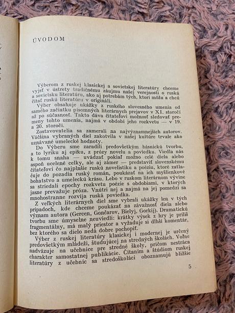Výber z ruskej literatúry klasickej a sovietskej k,