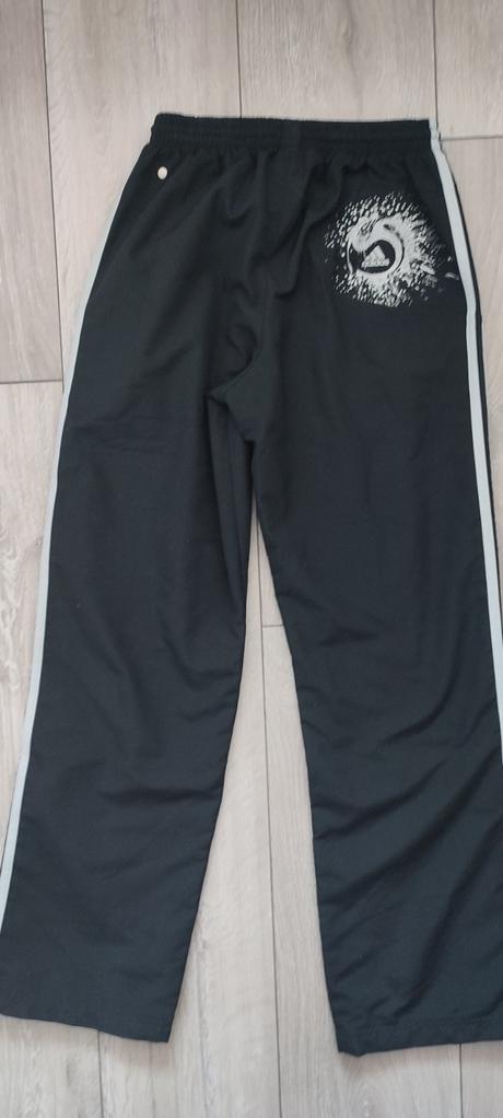 Predám adidas nohavice, adidas,152
