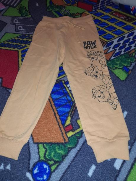 Tepláky, sinsay,104