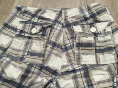 Šortky 3/4,vel.31, reserved,30