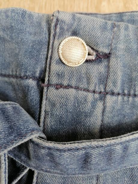 Rifľové šortky s mašľou, bonprix,38