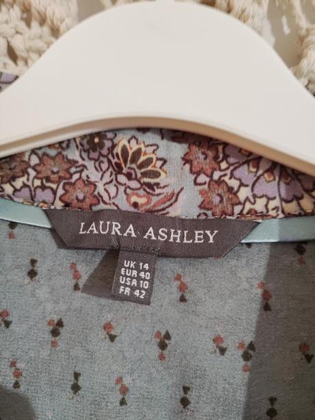 Priehľadná letná blúzka s rozparkami, laura ashley,l