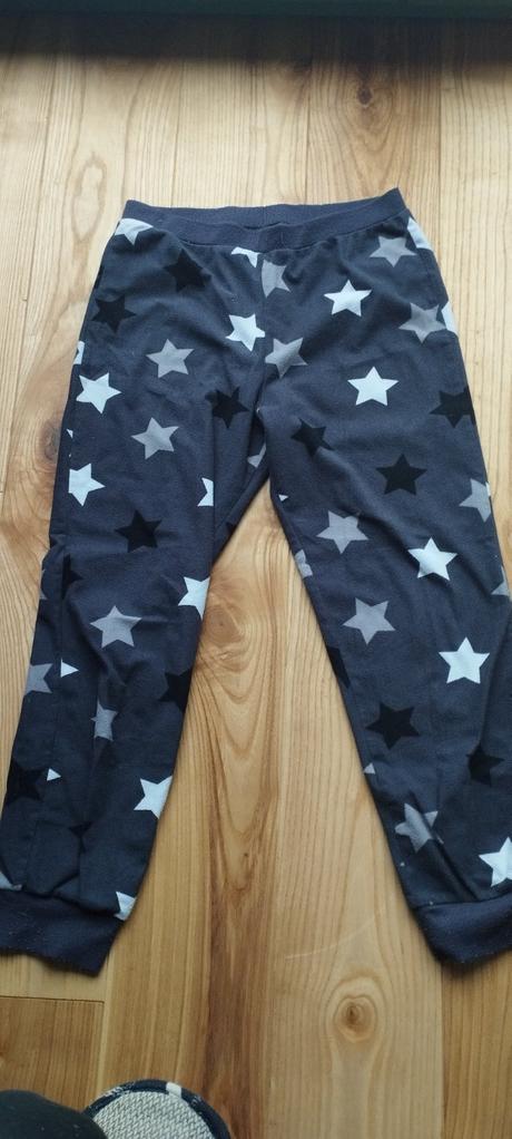 Teplé pyžamo, f&f,134