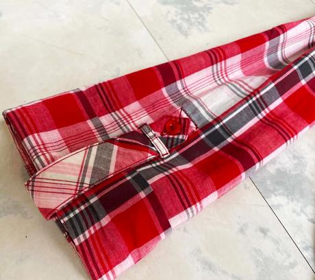 Kockovaná košeľa, 40